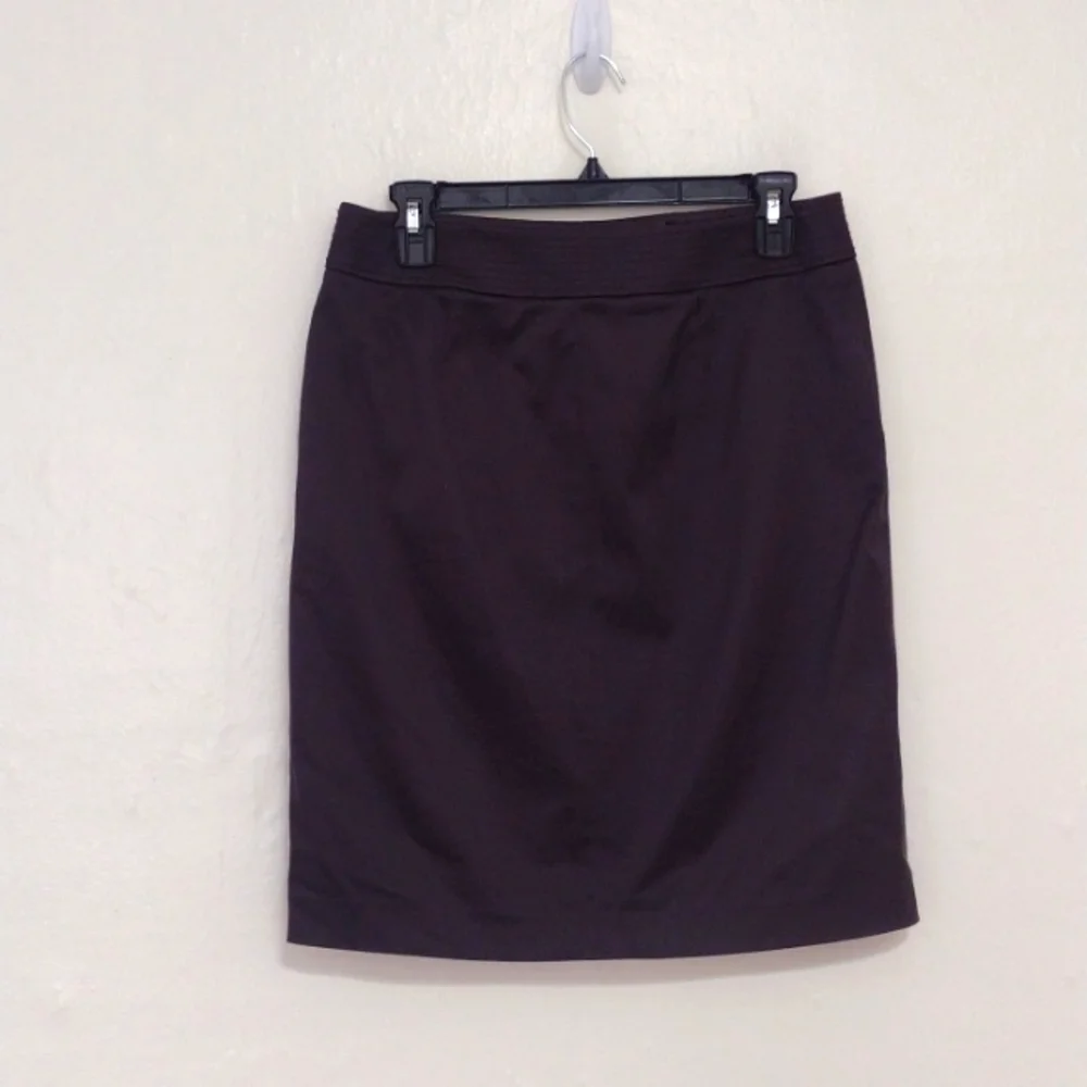 J. Crew Dark Brown Pencil Skirt w/ Pockets Like New Size 2